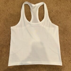 Lululemon Swiftly Tech Racerback Tank Top 2.0 Waist Length / White / Size: 8